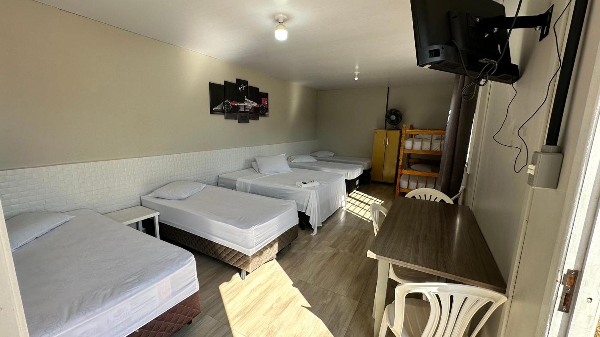 Hotel Rota Dos Tropeiros Castro Extérieur photo